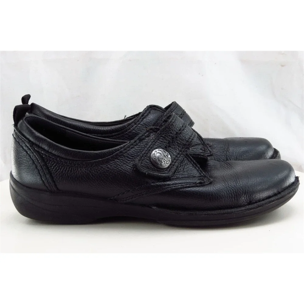 Clarks Women Sz 7.5 M Black‎ Slip-On Leather Shoes